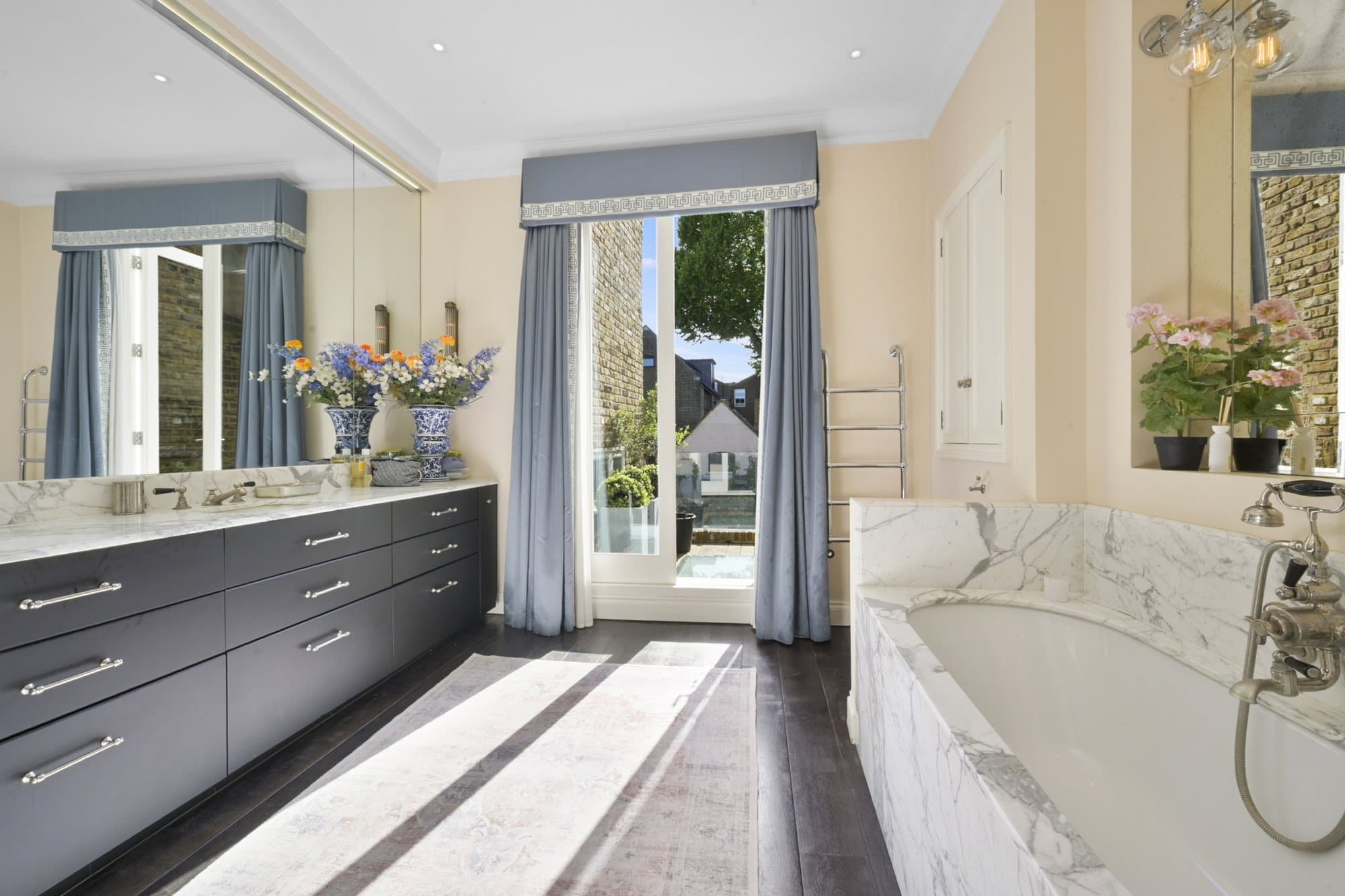 Marble bathroom with a freestanding bath